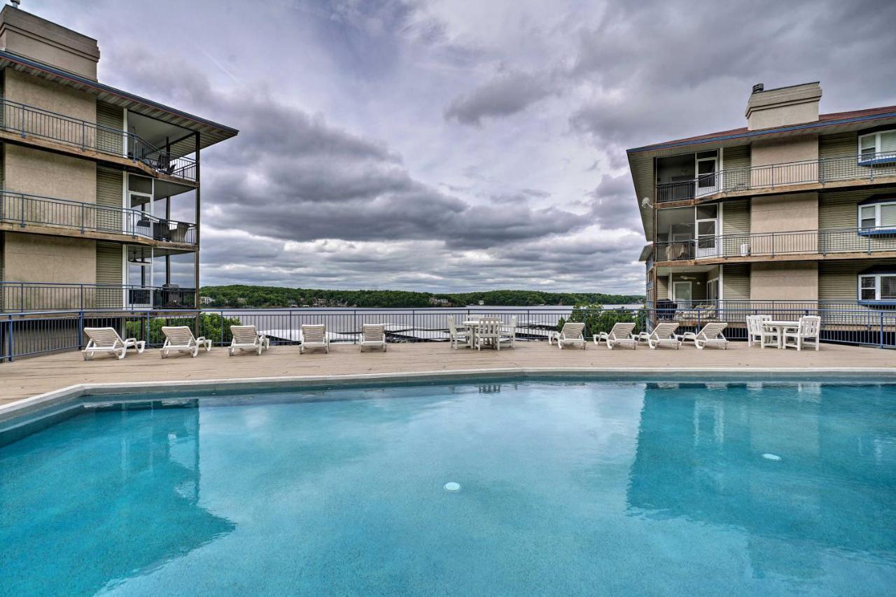 Waterfront Lake Ozark Condo With Deck And Pools Eksteriør billede
