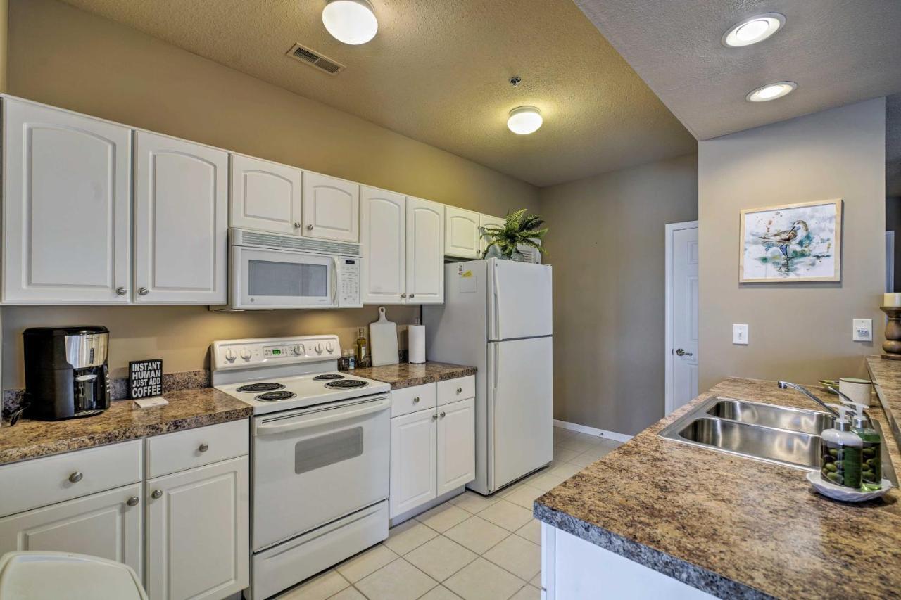 Waterfront Lake Ozark Condo With Deck And Pools Eksteriør billede
